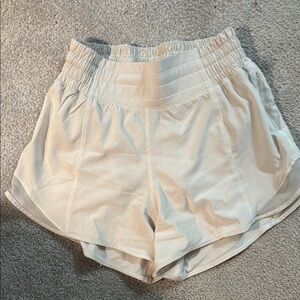 Lululemon hotty hot shorts - size 0